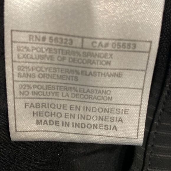 Nike Golf 10”‎ Bermuda Black Pinstripe Stretch Shorts Size 4 - Picture 12 of 12